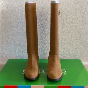 BNB Charles David Dixon Suede Boots